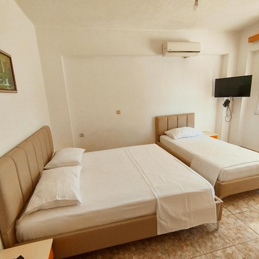 Mejdi Apartments Sarandë 외부 사진