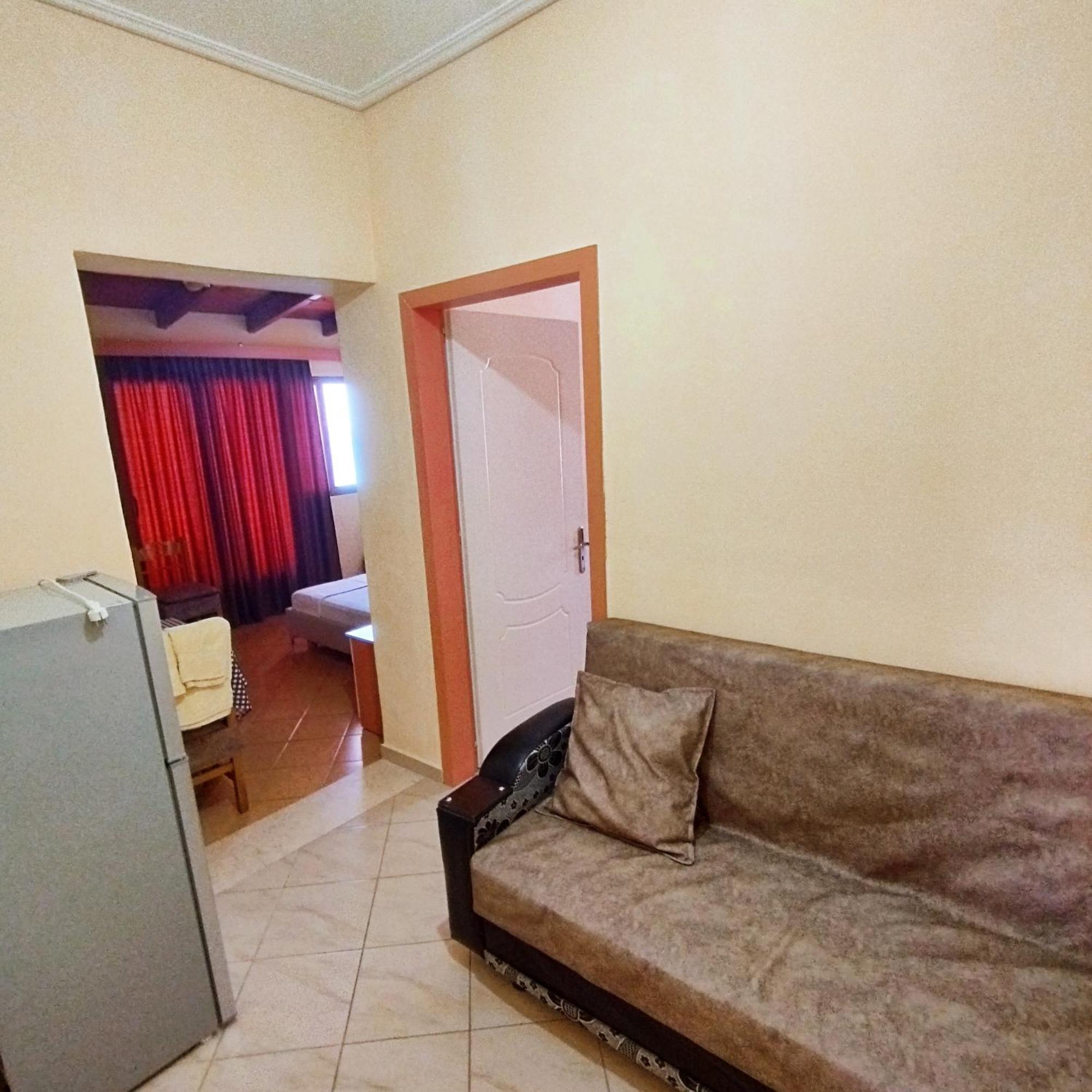 Mejdi Apartments Sarandë 객실 사진