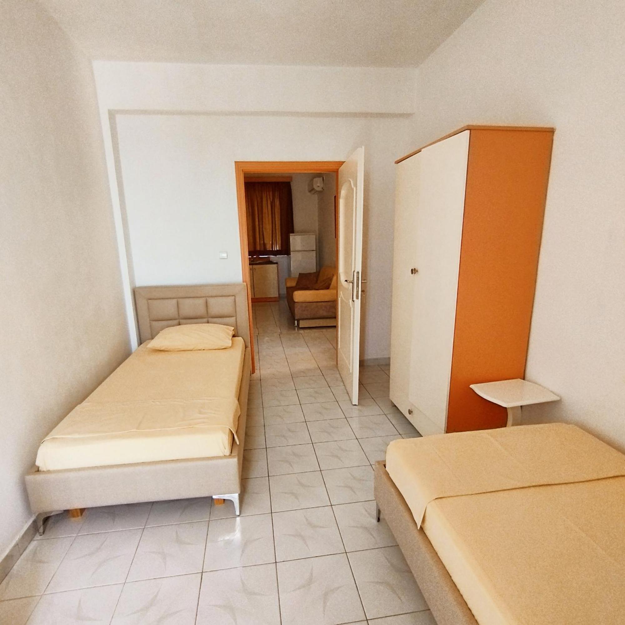 Mejdi Apartments Sarandë 객실 사진